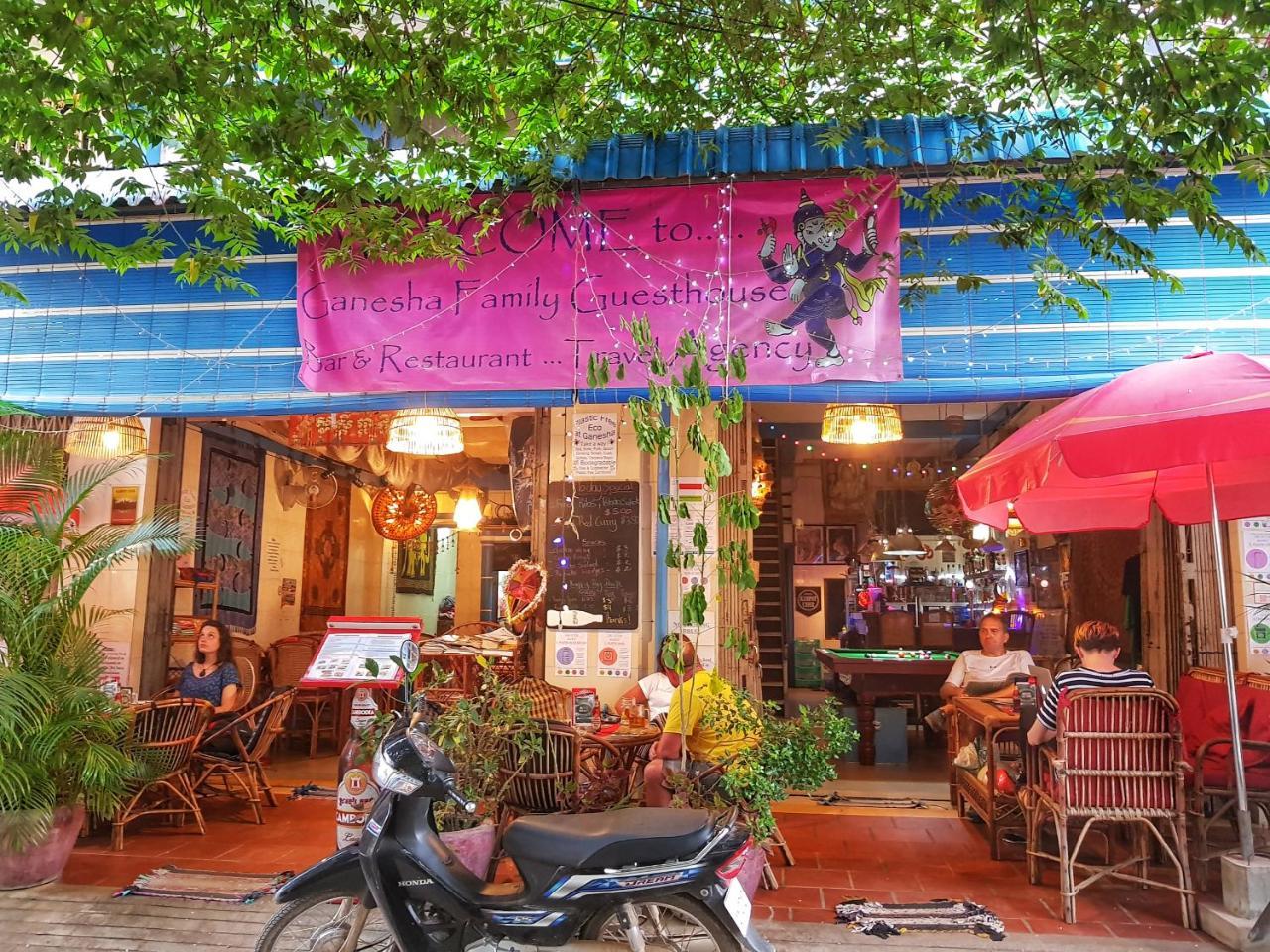 Ganesha Hostel Battambang Esterno foto