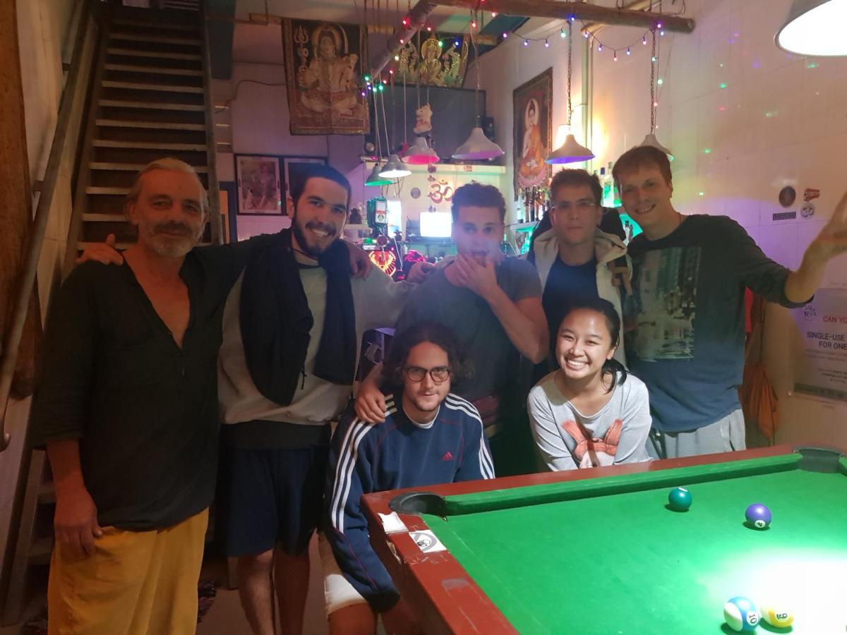 Ganesha Hostel Battambang Esterno foto